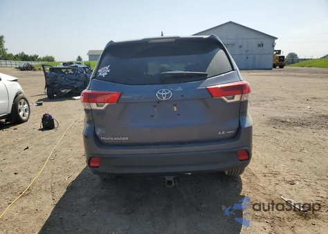 2018 Toyota Highlander Le из США, поврежденный, VIN 5TDBZRFH0JS814535